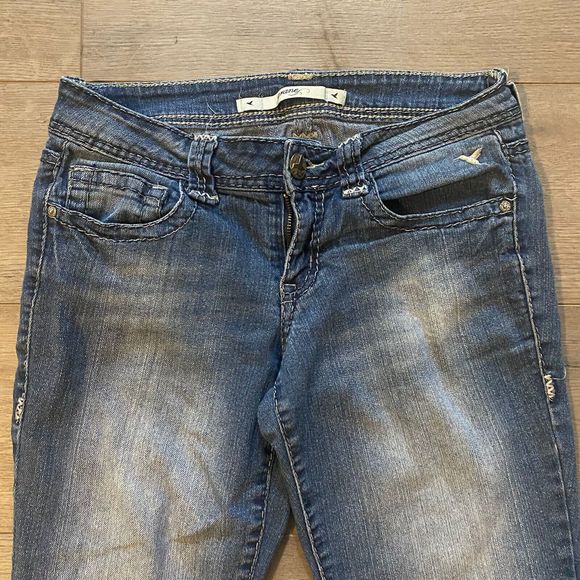 Grane Denim Capri Jeans ~ Sz 5 ~ Blue ~ Low Rise ~ 20" Inseam ~ Distressed - Picture 3 of 6